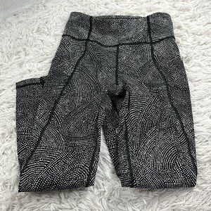 Lululemon Pace Rival High-Rise Crop 22" Velocity Mesh Island Mist Black / Black